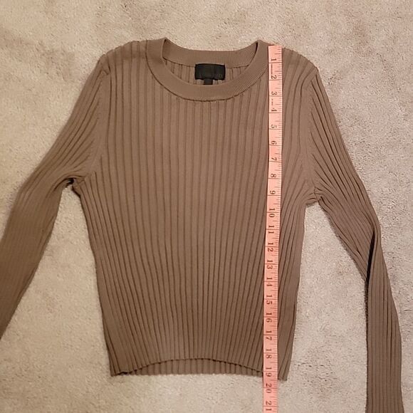 Intermix olive green ribbed cropped long sleeve tunic - Picture 5 of 8